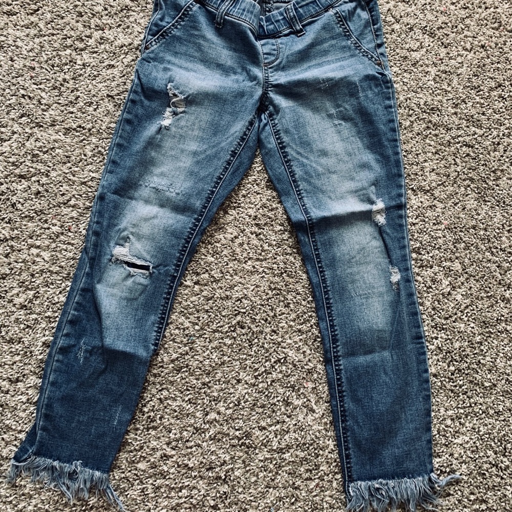 Jessica Simpson maternity jeans